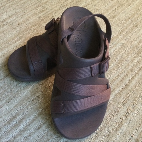 Like New: Chaco Women's Chillos Sport Sandal Sparrow | Brown Size 8 - Picture 4 of 16